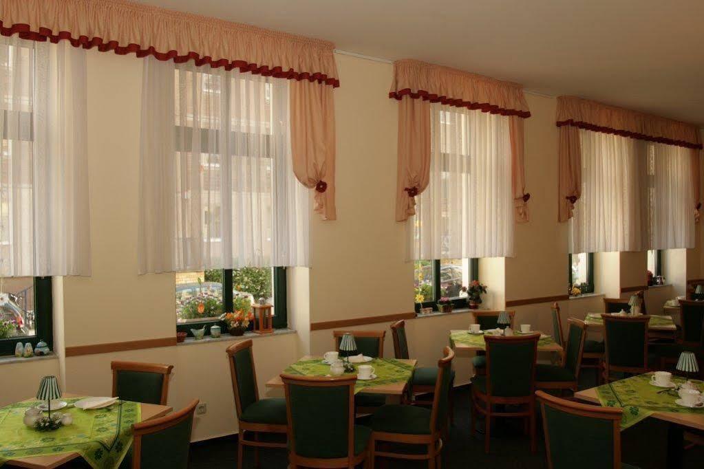 Hotel Adagio Лайпциг Екстериор снимка