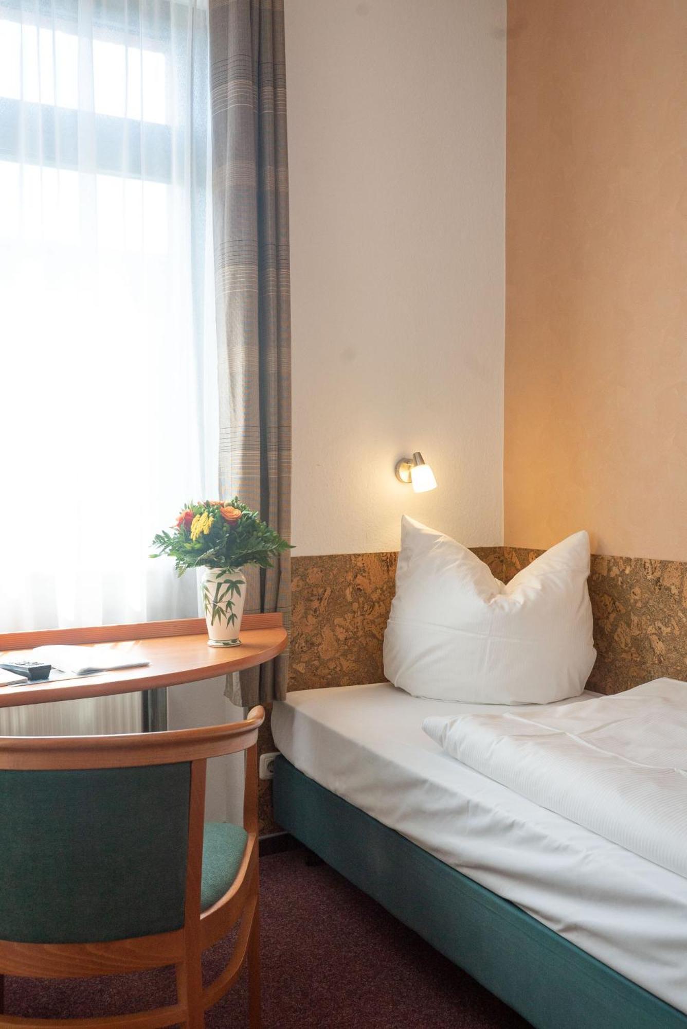 Hotel Adagio Лайпциг Стая снимка