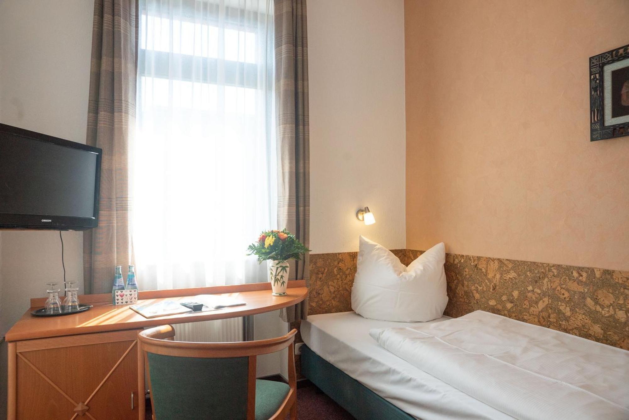 Hotel Adagio Лайпциг Стая снимка